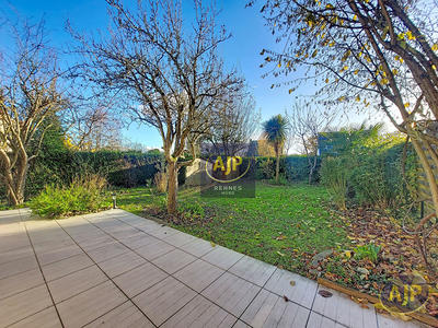 Maison - 94 m² - 5 pièces