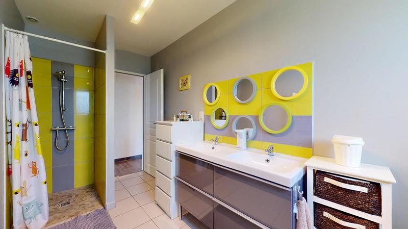 Maison - 163 m² - 6 pièces