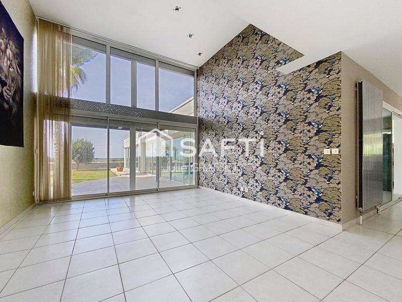 Villa - 230 m² - 5 pièces