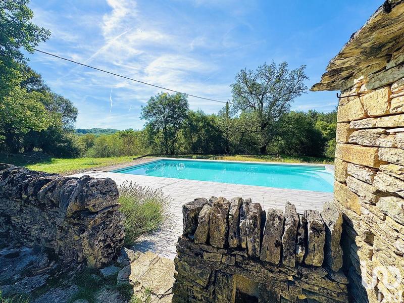 Maison - 200 m² - 6 pièces