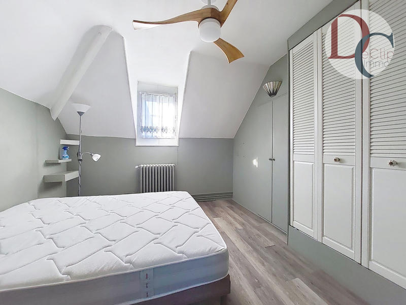 Maison - 95 m² - 5 pièces