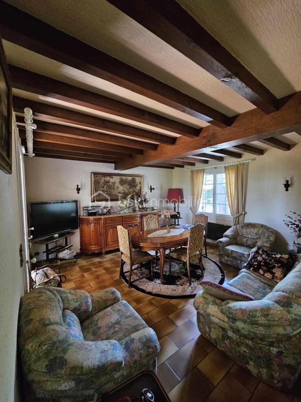 Propriété - 190 m² - 6 pièces