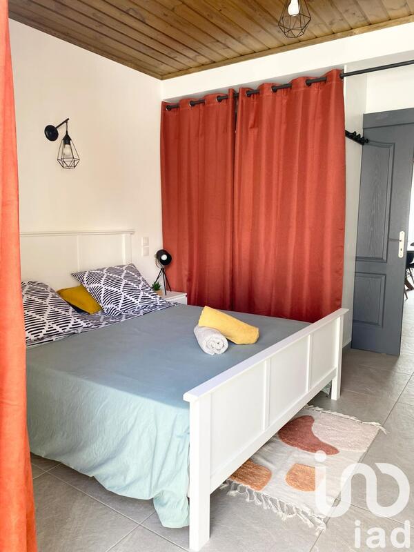 Maison - 195 m² - 6 pièces