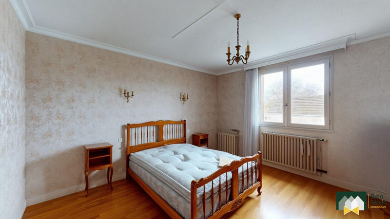 Maison - 170 m² - 7 pièces