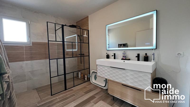 Maison - 100 m² - 5 pièces