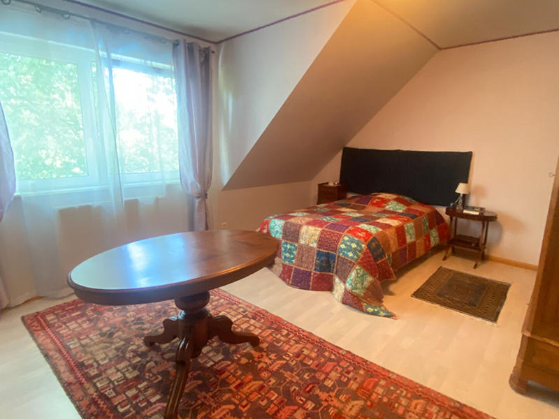 Maison - 332 m² - 12 pièces