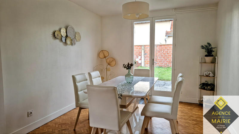 Maison - 165 m² - 8 pièces