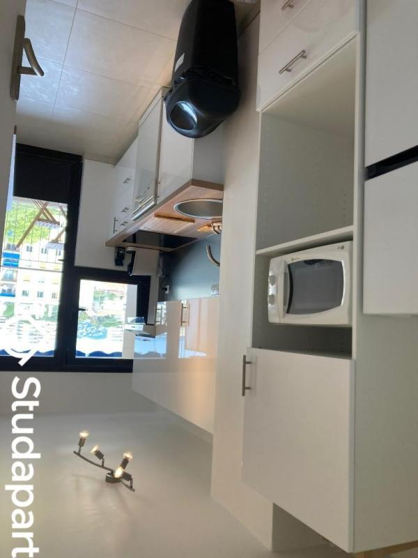 Appartement - 80 m² - 3 pièces