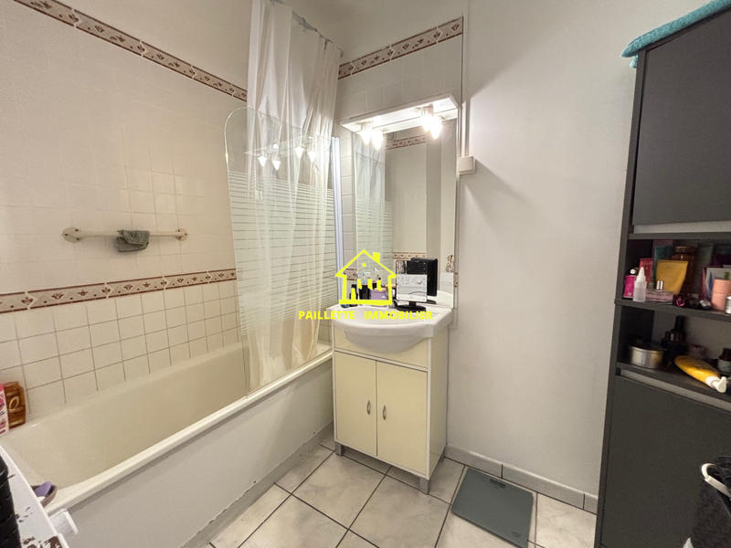 Appartement - 70 m² - 3 pièces