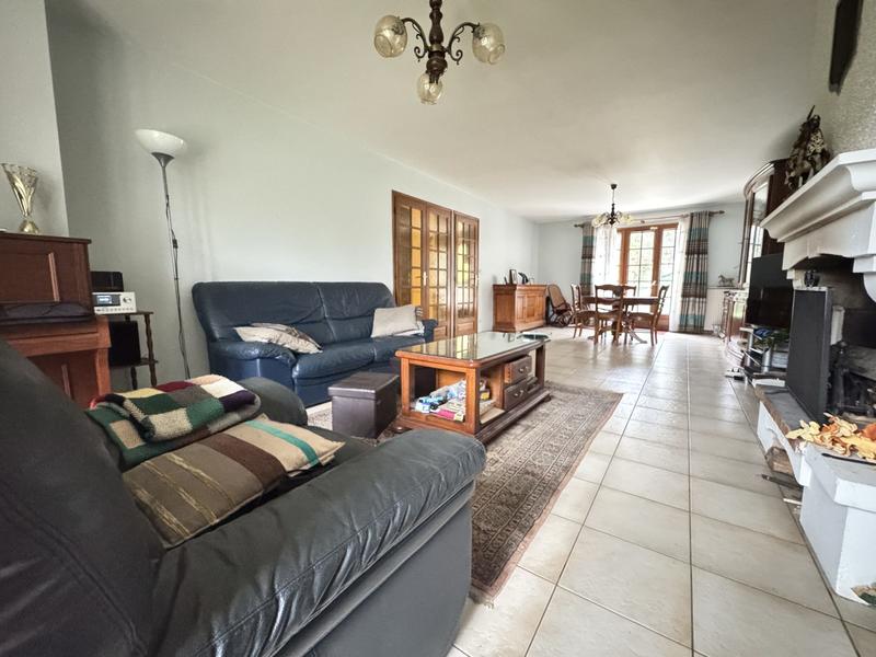 Maison - 155 m² - 8 pièces