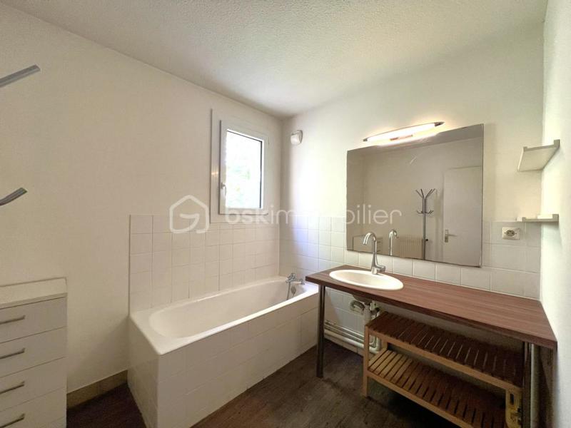 Appartement - 81 m² - 4 pièces