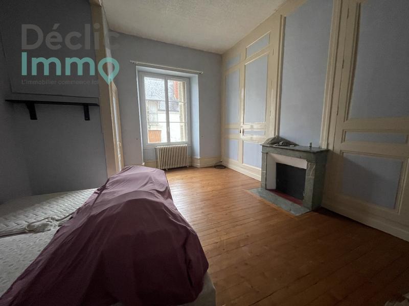 Maison - 270 m² - 8 pièces