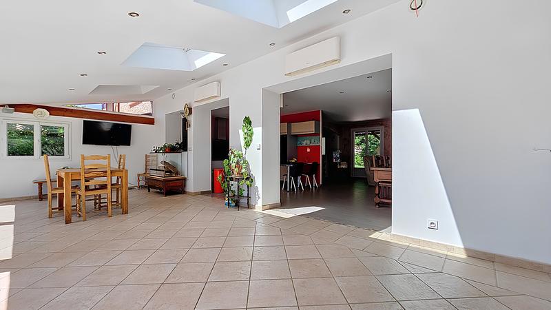 Villa - 226 m² - 5 pièces