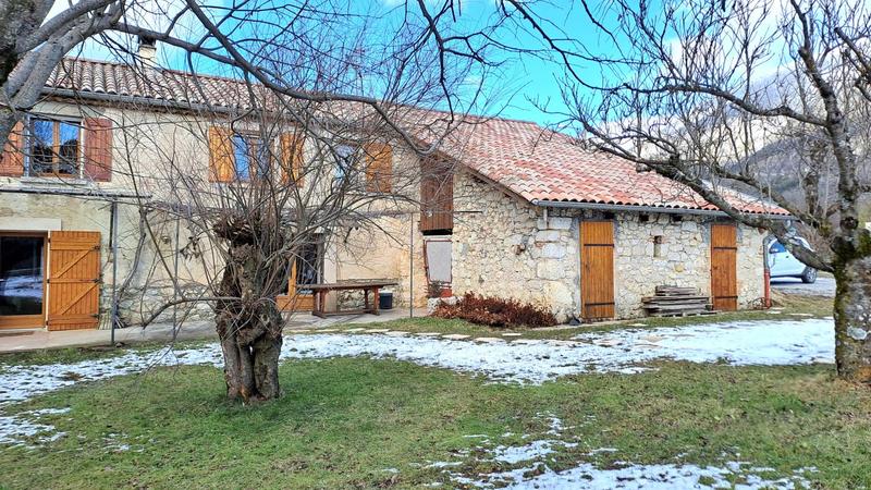 Maison - 151 m² - 6 pièces