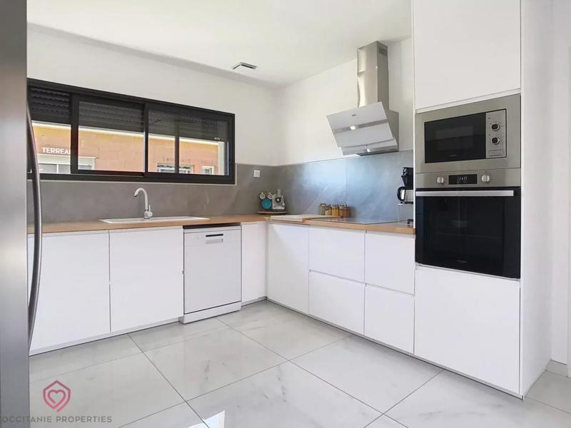 Maison - 137 m² - 5 pièces