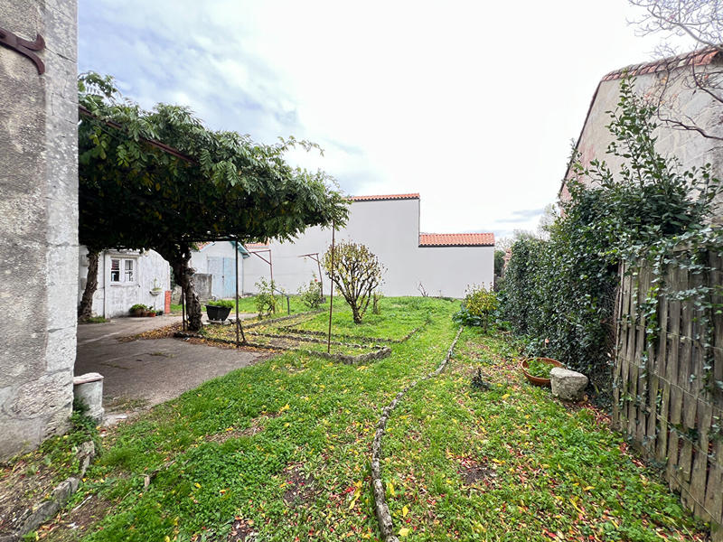 Maison - 164 m² - 8 pièces