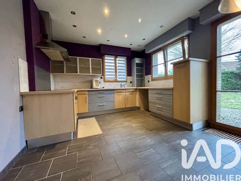 Maison - 313 m² - 7 pièces