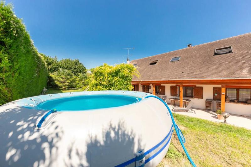 Maison - 260 m² - 6 pièces