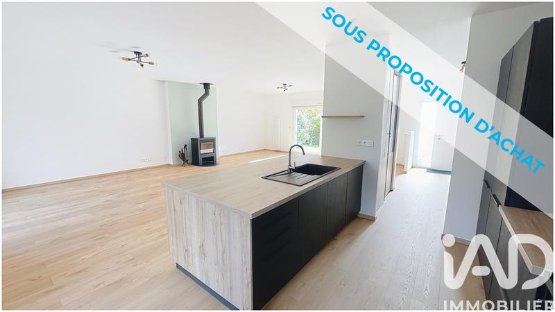 Maison - 230 m² - 8 pièces