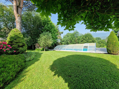 Maison - 185 m² - 8 pièces