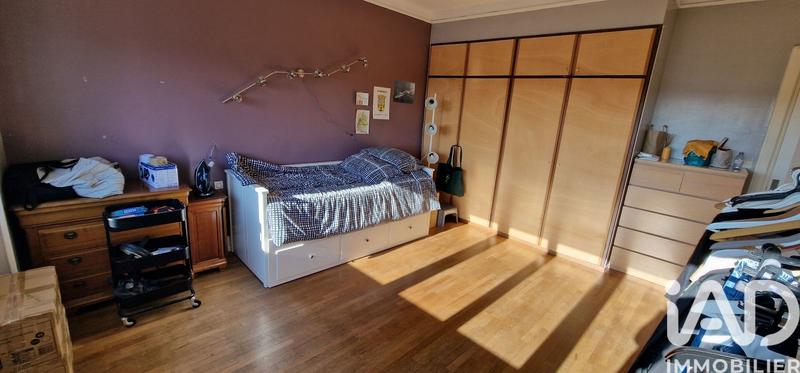 Maison - 200 m² - 7 pièces