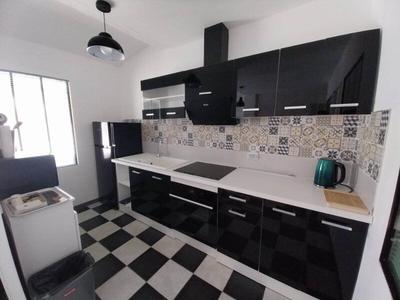 Immeuble - 2 100 m²