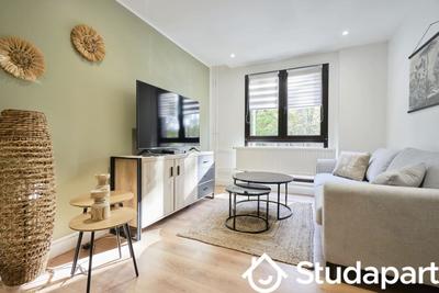 Chambre - 13 m² - 1 pièce