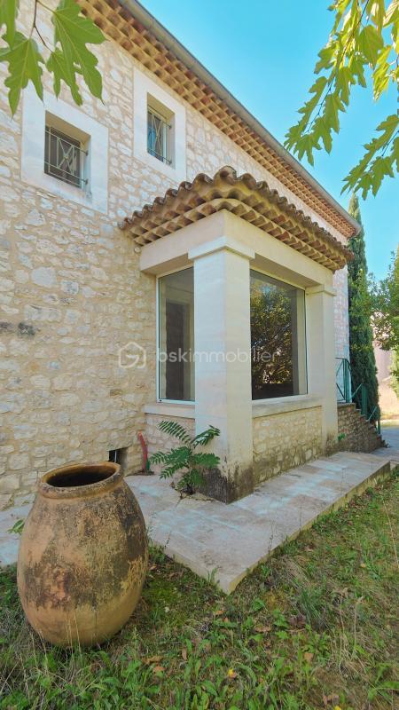 Maison traditionnelle - 240 m² - 10 pièces