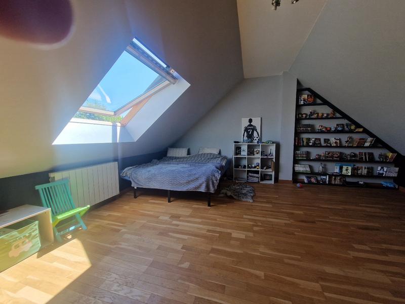Maison - 122 m² - 7 pièces