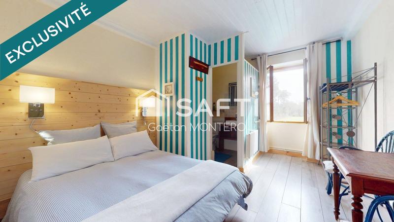 Maison - 279 m² - 9 pièces