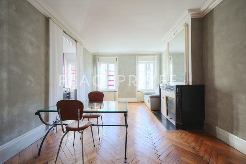Appartement - 57 m² - 2 pièces