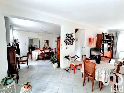 Maison de campagne - 255 m² - 8 pièces