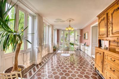 Maison de maîtres - 497 m² - 14 pièces