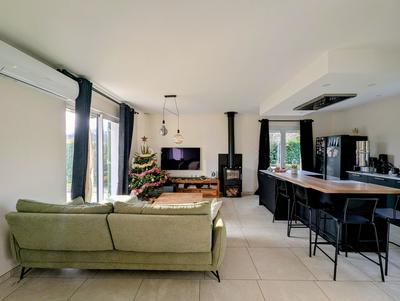 Maison - 120 m² - 5 pièces