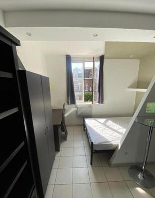 Studio - 18 m² - 1 pièce