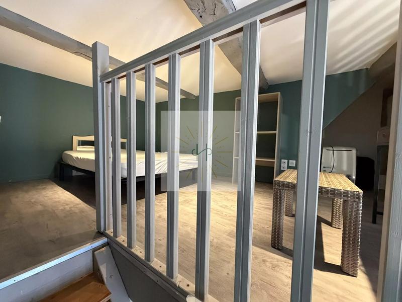 Immeuble - 80 m² - 5 pièces