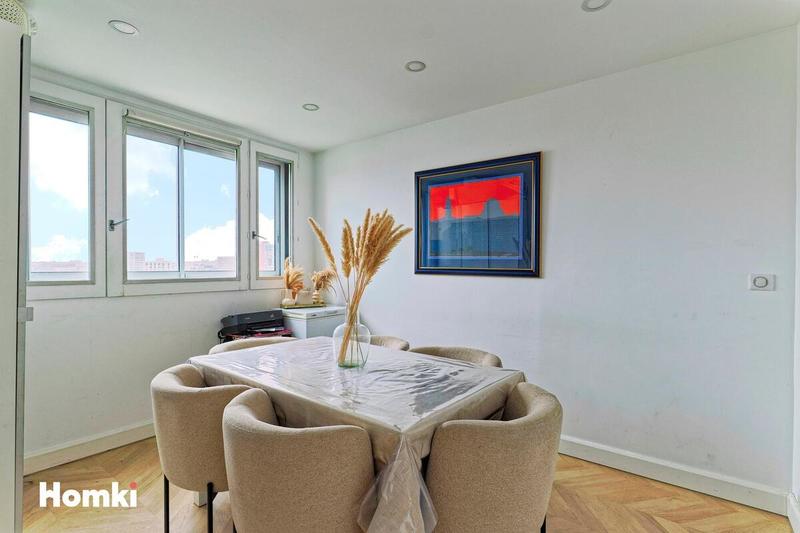 Appartement - 77 m² - 4 pièces