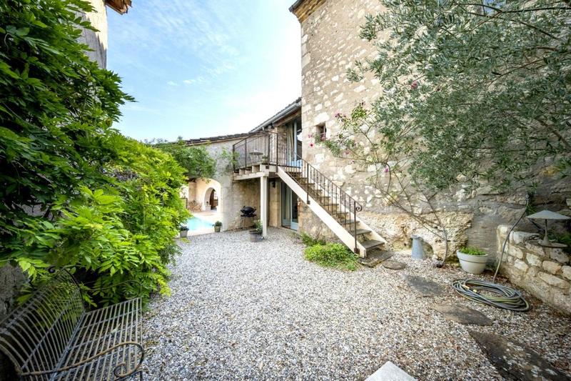 Maison - 144 m² - 6 pièces