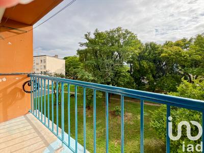 Appartement - 60 m² - 4 pièces