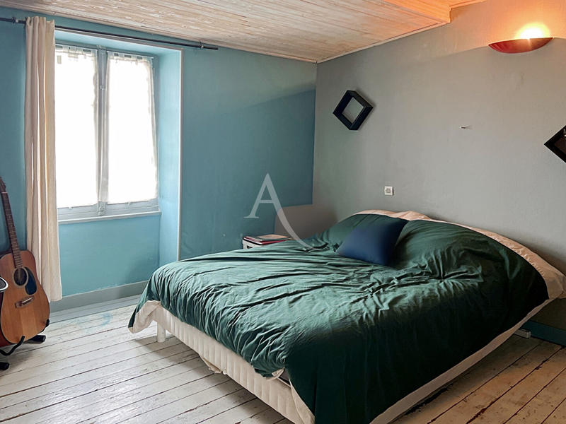 Maison - 153 m² - 7 pièces