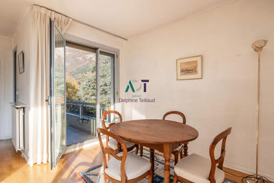 Appartement - 93 m² - 3 pièces