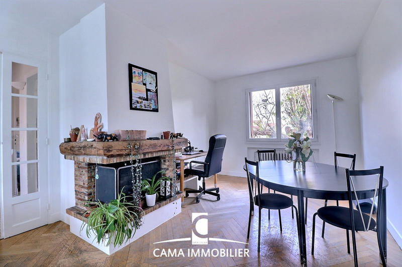 Maison - 144 m² - 7 pièces