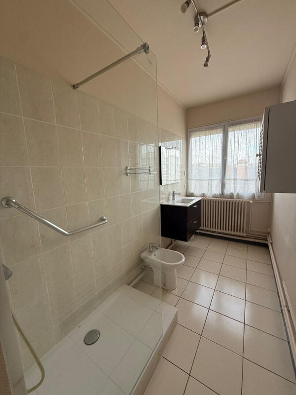 Appartement - 106 m² - 5 pièces