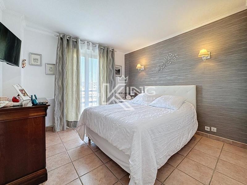 Appartement - 97 m² - 4 pièces
