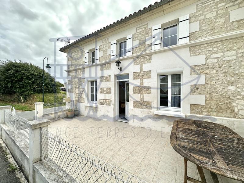 Maison ancienne - 78 m² - 3 pièces