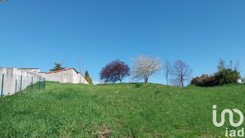 Terrain - 1 049 m²