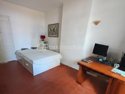 Appartement - 77 m² - 3 pièces