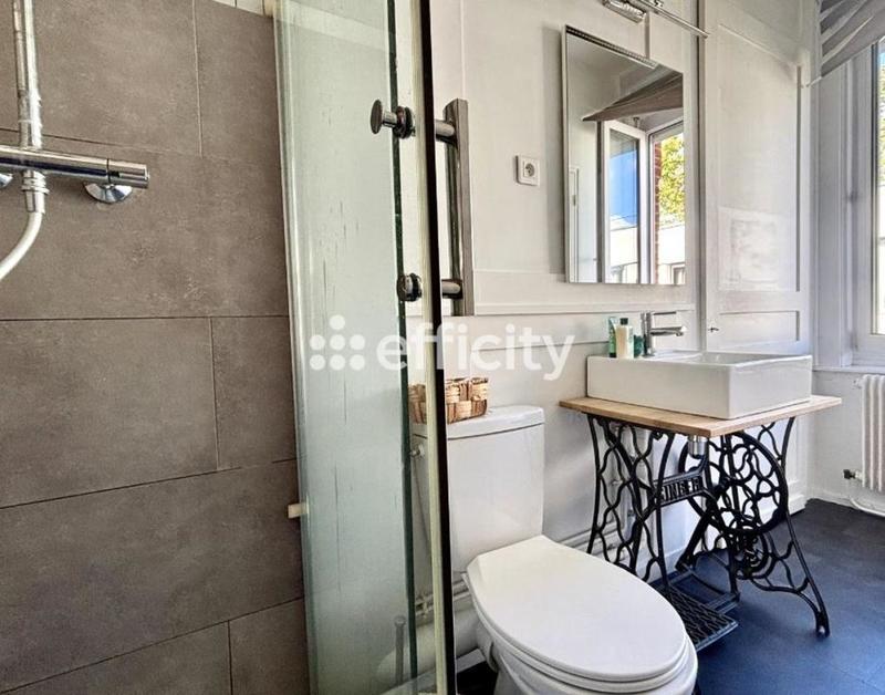 Maison - 137 m² - 7 pièces