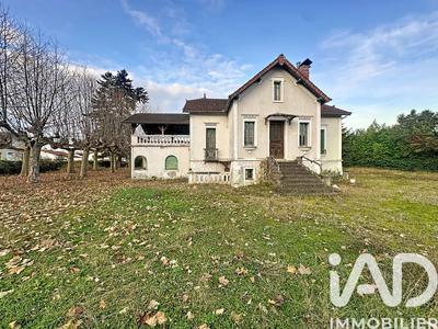 Maison - 170 m² - 12 pièces