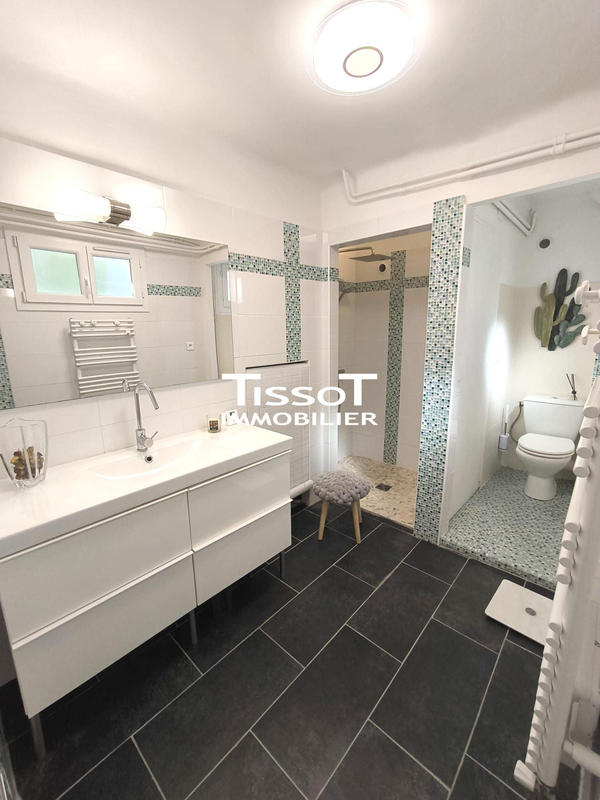 Maison - 193 m² - 6 pièces